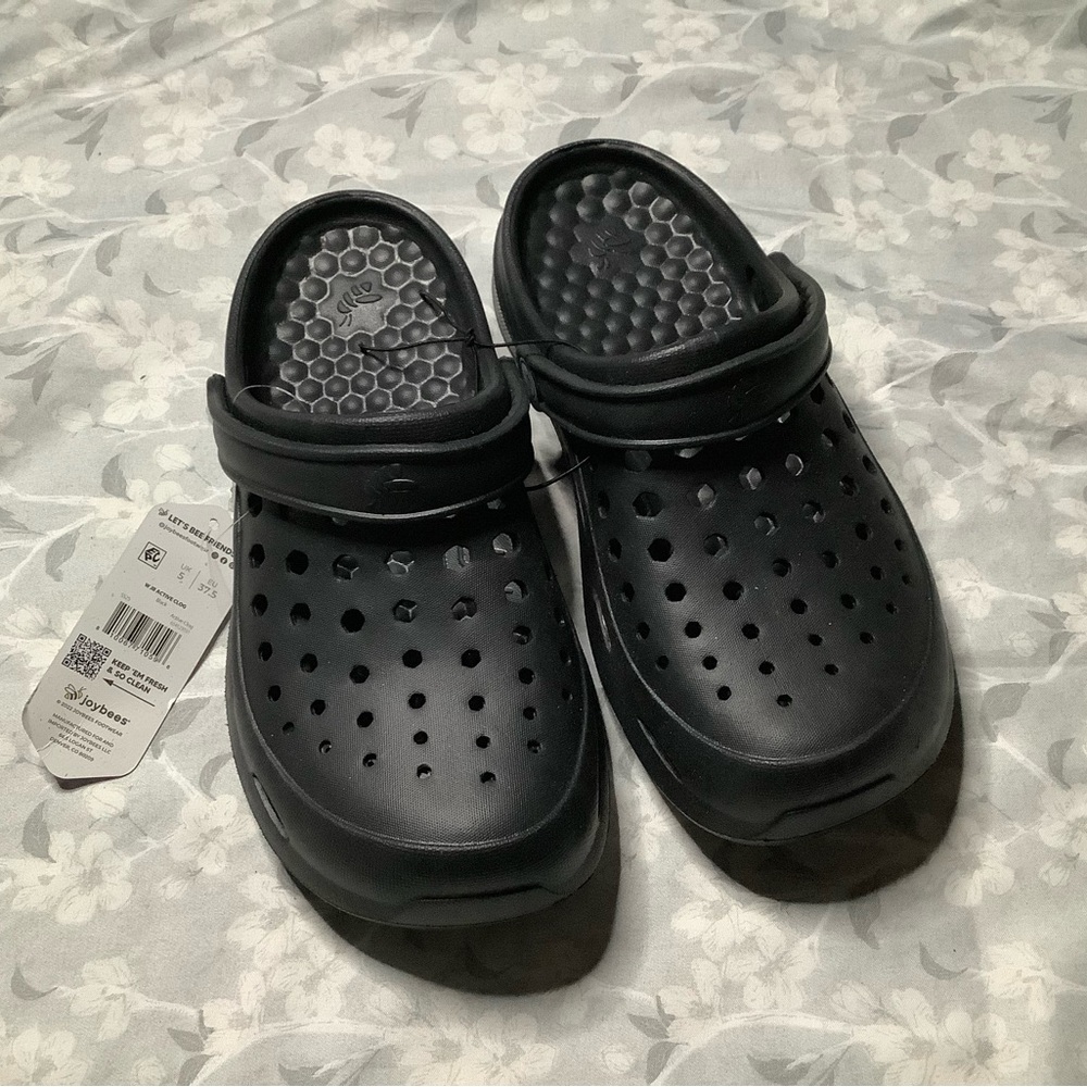 Black Ventilated Slip-On Clogs - Picture 3 of 5